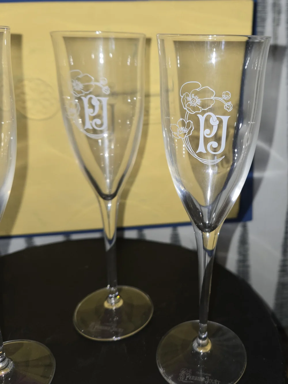 Perrier-Jouët Champagne Flutes Set of 4 Floral PJ Logo Stemmed Glasses